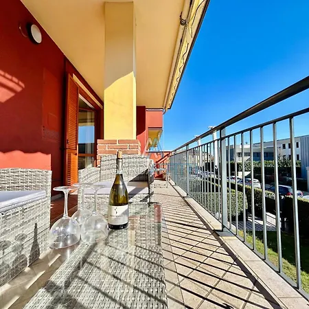 Appartamento Twins - 200m Dal Di Garda Con Piscina *