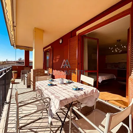 Appartamento Twins - 200m Dal Di Garda Con Piscina Sirmione
